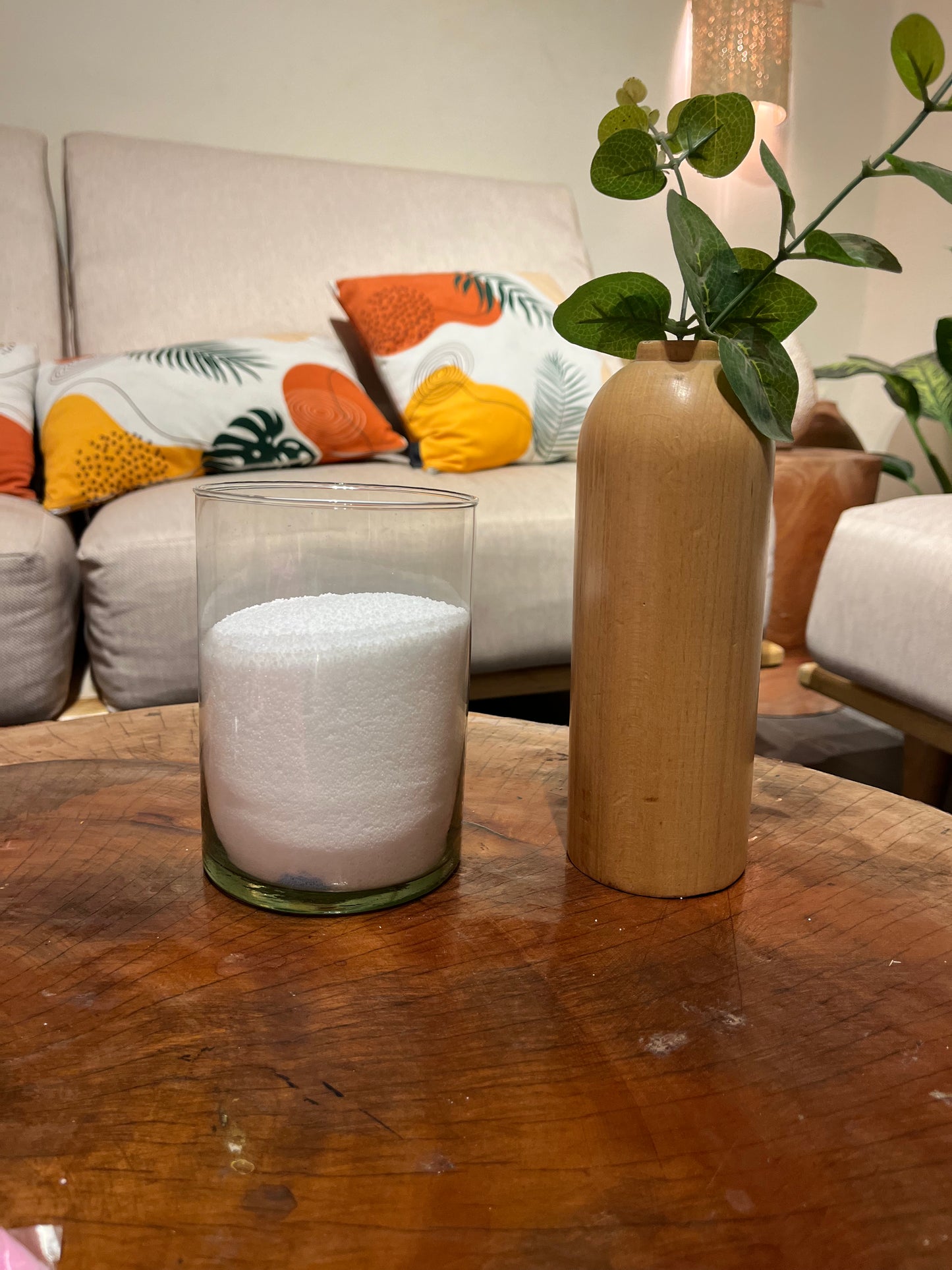 Offer 2 Candles ( one White + one color)